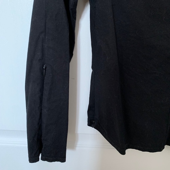 Black button up with zipper sleeve detail - Picture 3 of 3